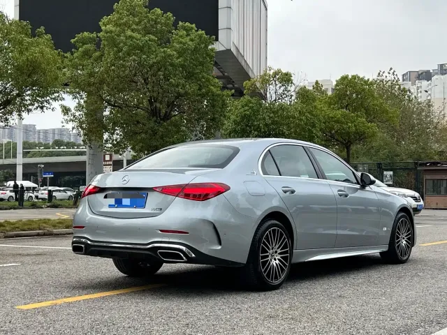 Mercedes-Benz C-Class — Фото автомобиля 16