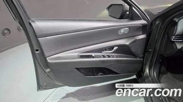 Hyundai AVANTE Новый Avante (CN7) — Фото автомобиля 24