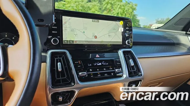 Kia Sorento Sorento 4-е поколение Дизель 2.2 2WD — Фото автомобиля 13
