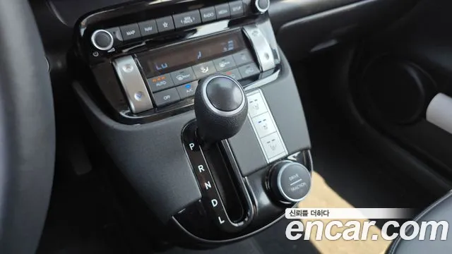Hyundai Casper Casper Essential — Фото автомобиля 9