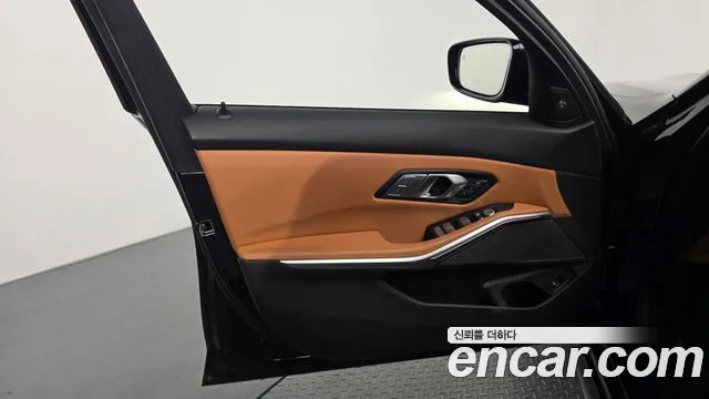 BMW 3-Series 3 серия (G20) 320i M Sport — Фото автомобиля 21