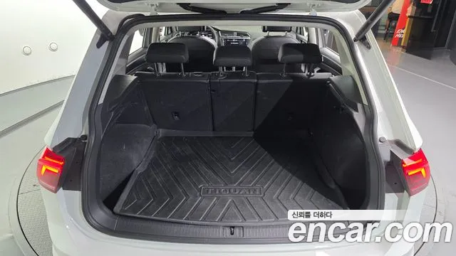 Volkswagen Tiguan Tiguan 2 поколение 2.0 TDI Prestige — Фото автомобиля 20