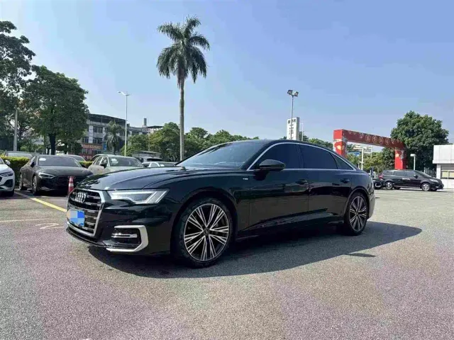 Фотография автомобиля — Audi A6L
