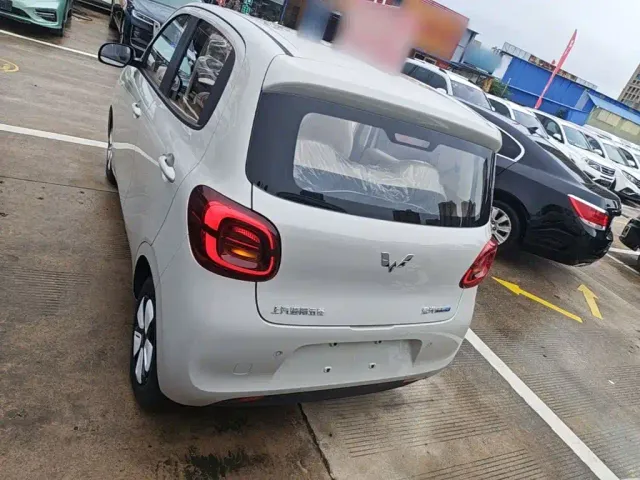 Wuling Hongguang Mini EV — Фото автомобиля 5