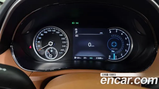 Genesis GV70 — Фото автомобиля 8