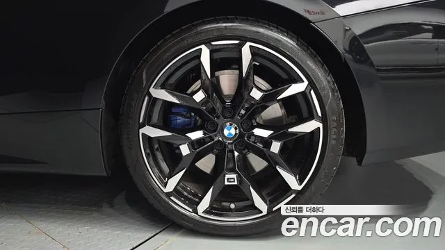BMW 4 Series G22 — Фото автомобиля 6