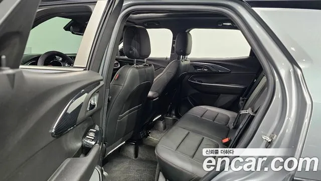 ChevroletGMDaewoo Trailblazer Trailblazer 1.3 турбо 4WD — Фото автомобиля 9
