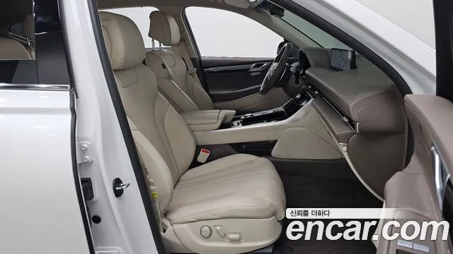 Genesis GV80 — Фото автомобиля 17