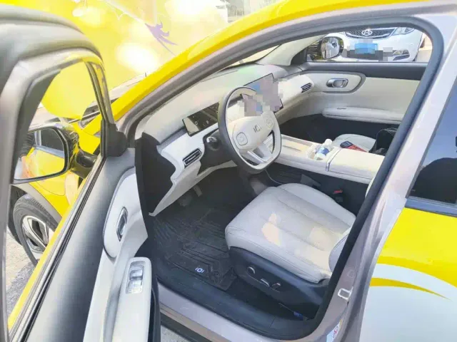 Changan Qiyuan Q05 — Фото автомобиля 8