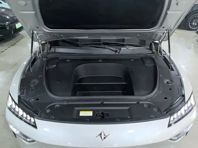 Dongfeng eπ 007 — Фото автомобиля 19
