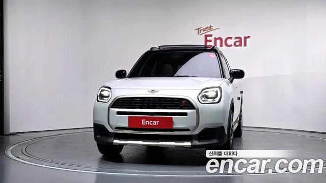 Фотография автомобиля — Mini Countryman