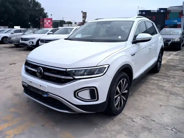 Фотография автомобиля — Volkswagen T-Roc