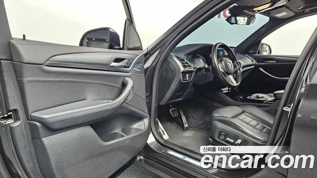 BMW iX3 G08 (2020–2024) — Фото автомобиля 10
