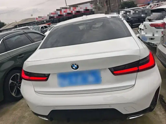 BMW 3 Series — Фото автомобиля 5