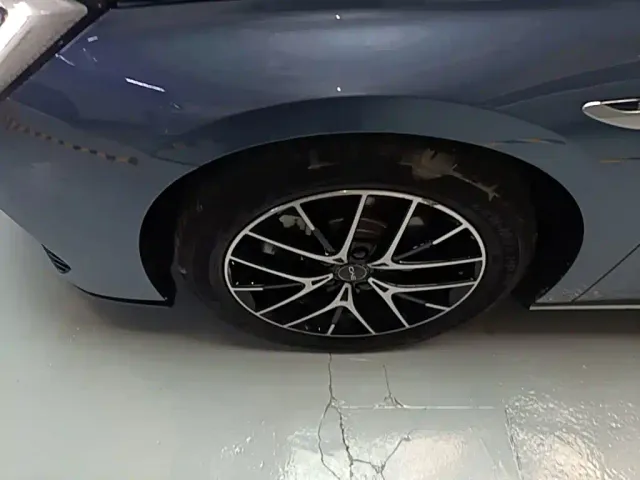 BYD Seal — Фото автомобиля 22