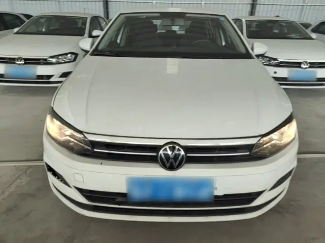 Volkswagen Polo — Фото автомобиля 2