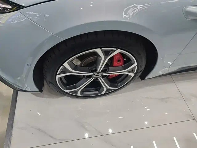 Nio ET5 — Фото автомобиля 22