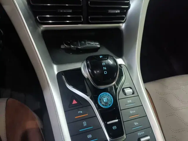 BYD Song Pro — Фото автомобиля 11