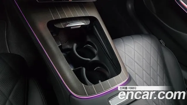 Mercedes-Benz E-Class W214 — Фото автомобиля 9