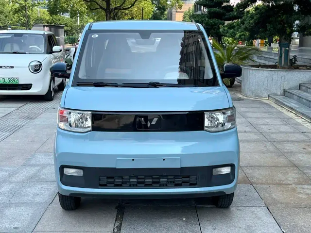 Wuling Hongguang Mini EV — Фото автомобиля 2