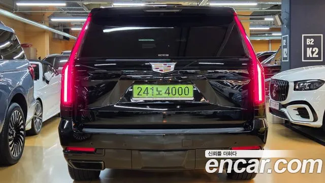 Cadillac Escalade Generation 5 — Фото автомобиля 4