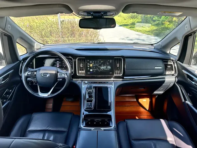 GAC Trumpchi M8 — Фото автомобиля 11