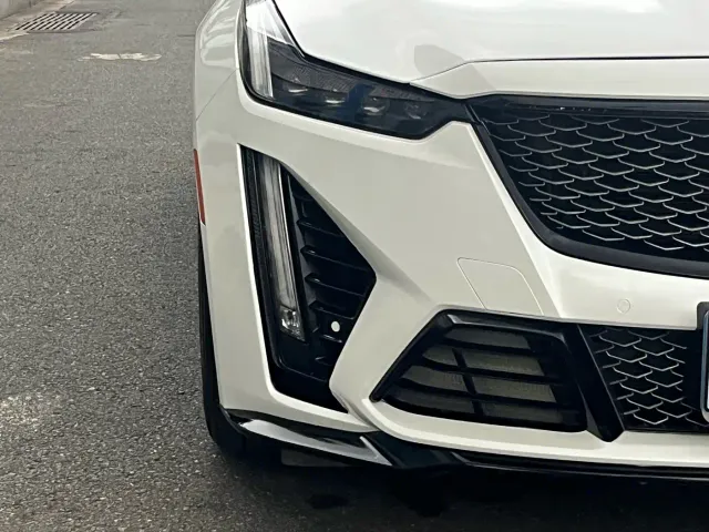 Cadillac CT5 — Фото автомобиля 16