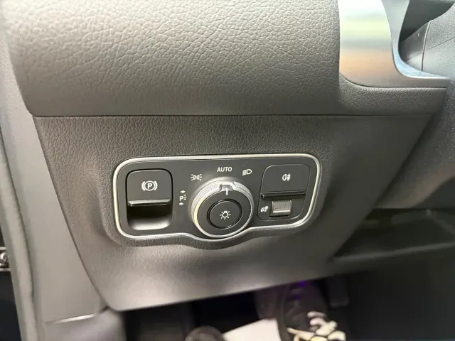 Mercedes-Benz GLB-Class — Фото автомобиля 14