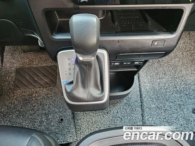 Hyundai Staria — Фото автомобиля 9