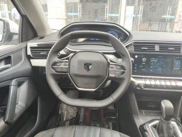 Peugeot 408 — Фото автомобиля 2