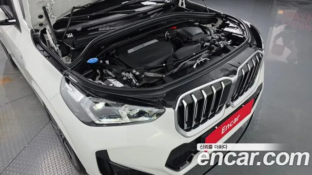 BMW X1 sDrive 18d M Sport — Фото автомобиля 3