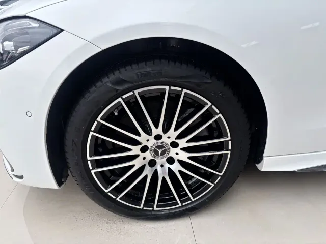 Mercedes-Benz C-Class — Фото автомобиля 30