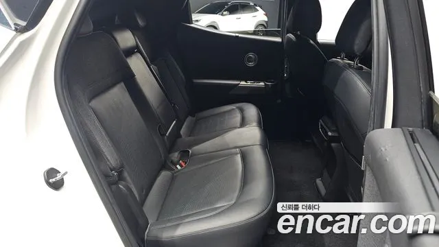 Genesis GV60 — Фото автомобиля 17