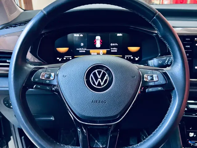 Volkswagen Tharu — Фото автомобиля 5