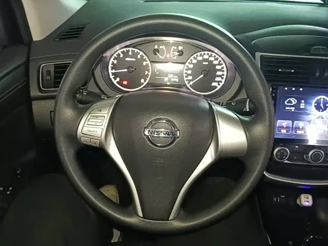 Nissan Tiida — Фото автомобиля 10