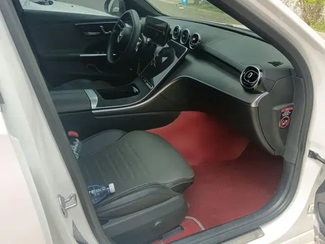 Mercedes-Benz C-Class — Фото автомобиля 8