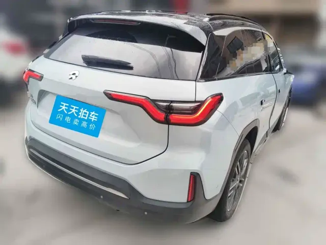 Nio ES6 — Фото автомобиля 2