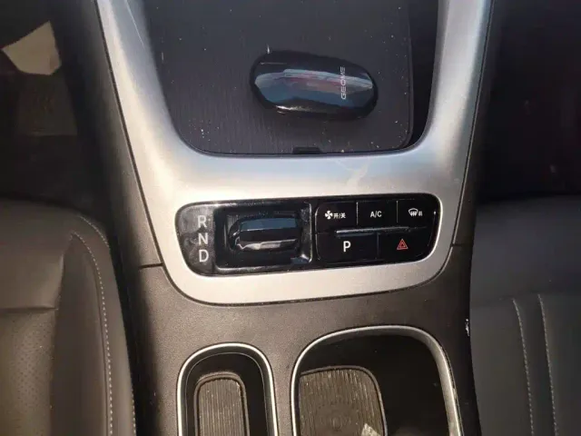 Geely Starry Wish — Фото автомобиля 10