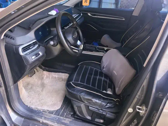 Geely Emgrand — Фото автомобиля 9