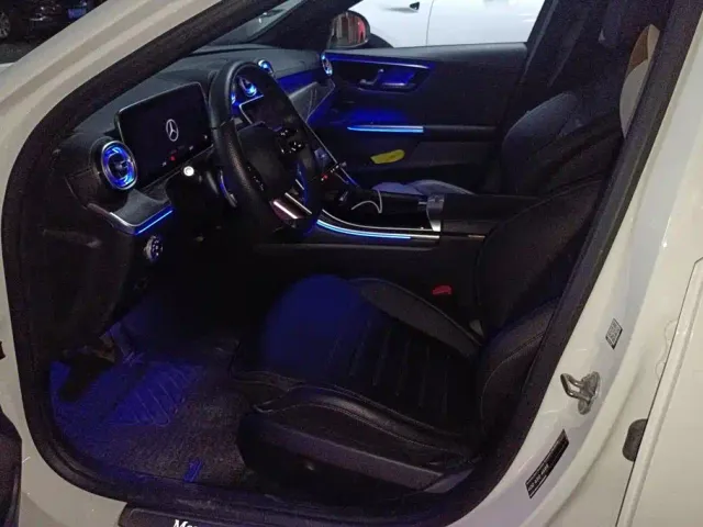Mercedes-Benz C-Class — Фото автомобиля 9