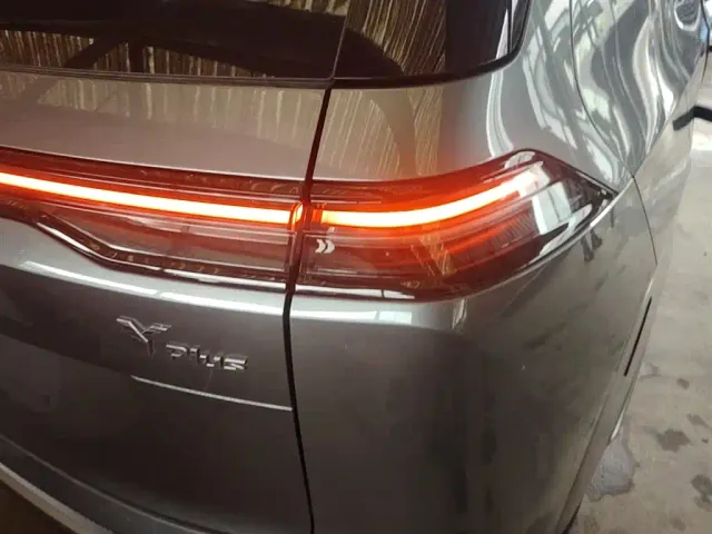 GAC Aion Y — Фото автомобиля 23