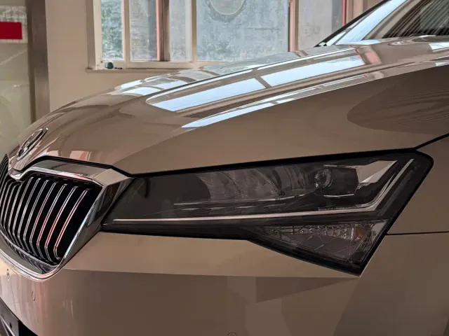 Skoda Superb — Фото автомобиля 8