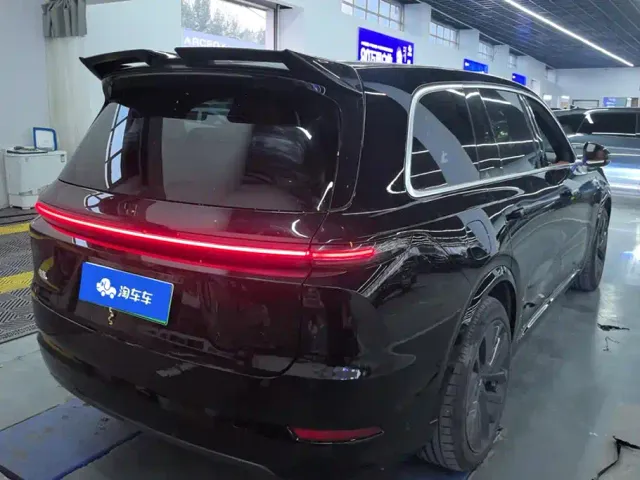Li Auto L9 — Фото автомобиля 3