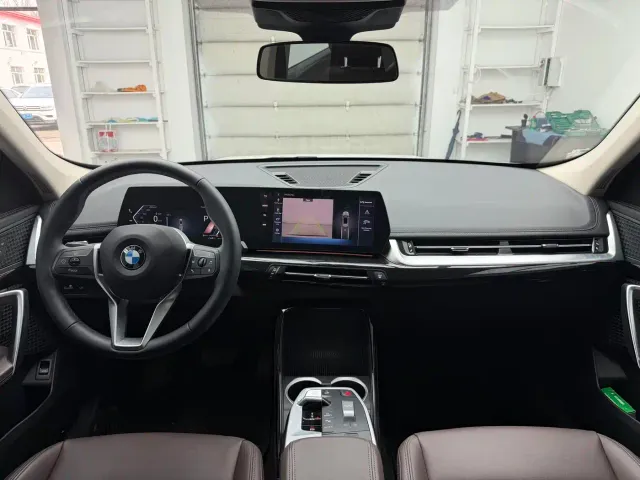 BMW X1 — Фото автомобиля 12