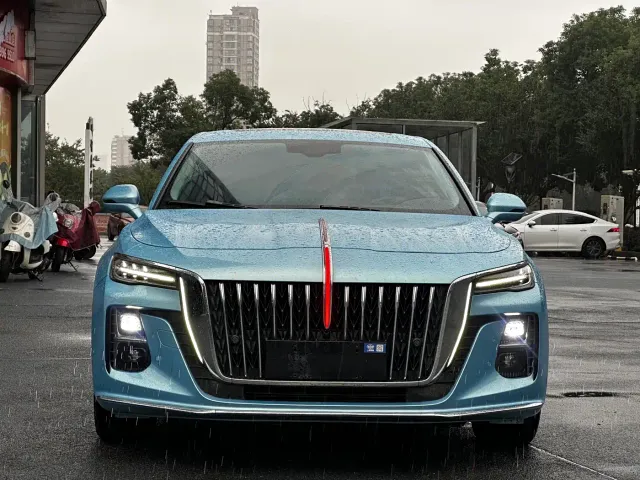 Hongqi H5 — Фото автомобиля 2