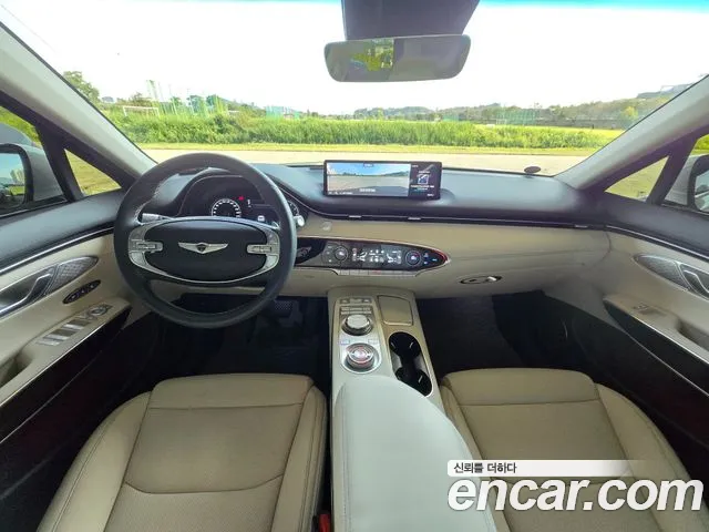 Genesis GV70 — Фото автомобиля 12
