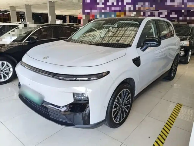 Фотография автомобиля — Leapmotor B10