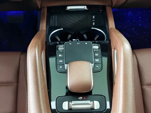 Mercedes-Benz GLE-Class — Фото автомобиля 8