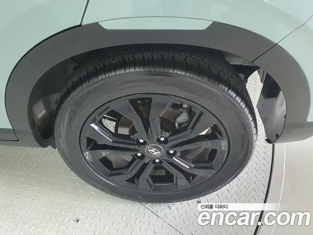 Hyundai Venue — Фото автомобиля 5