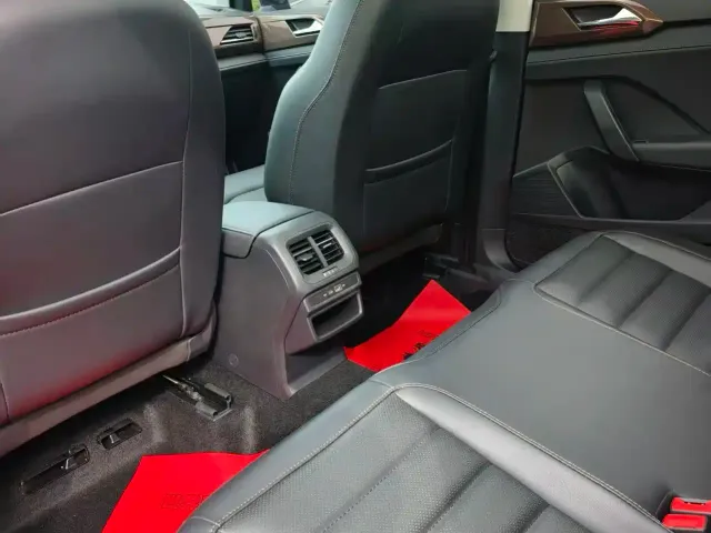 Volkswagen Tharu — Фото автомобиля 29